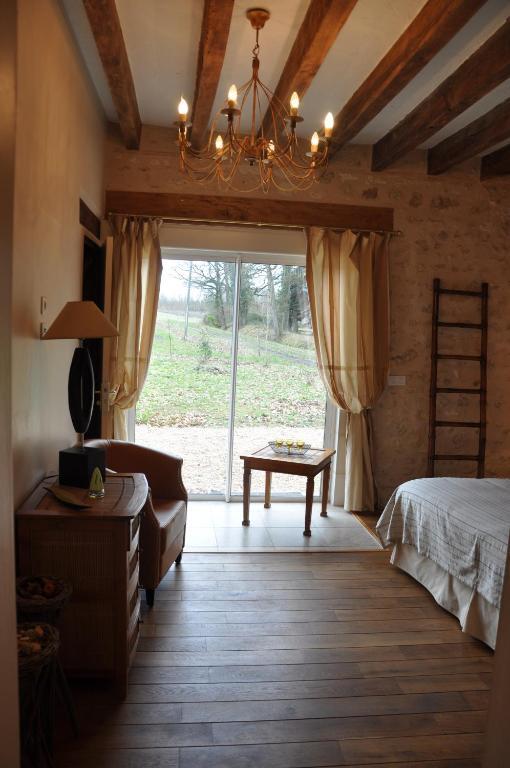Les Pierres D'Aurele Chambres D'Hotes Saint-Georges-sur-Cher Rom bilde