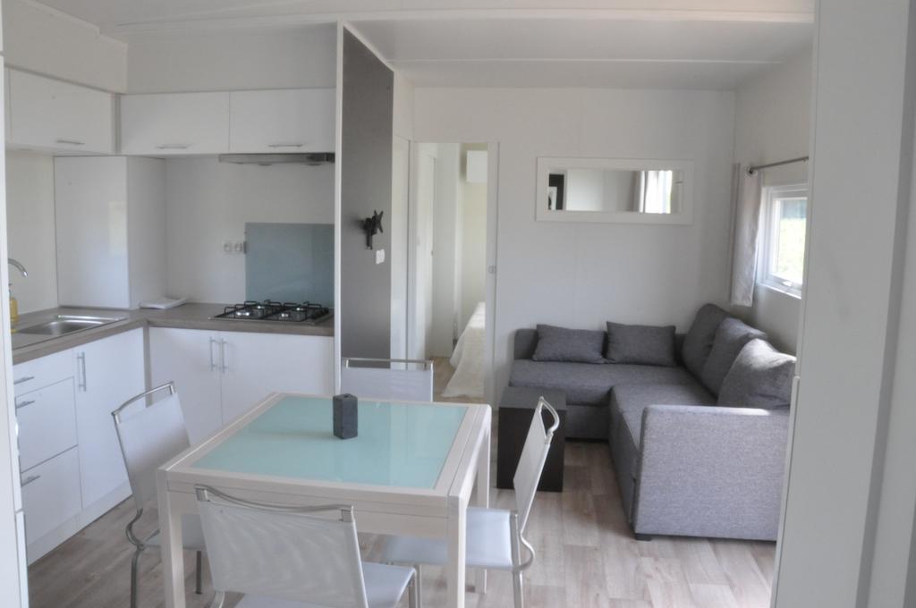 Les Pierres D'Aurele Chambres D'Hotes Saint-Georges-sur-Cher Rom bilde