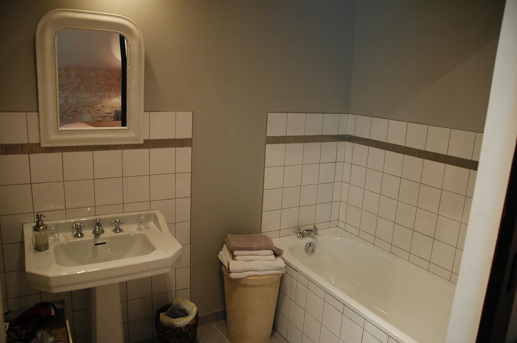 Les Pierres D'Aurele Chambres D'Hotes Saint-Georges-sur-Cher Rom bilde